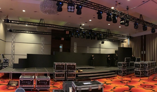 nagłośnienie, oświetlenie, multimedia, obsługa eventów