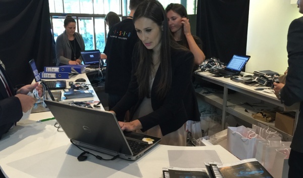 techniczna obsługa konferencji, wynajem ekranów diodowych, wynajem ekranów bezszwowych