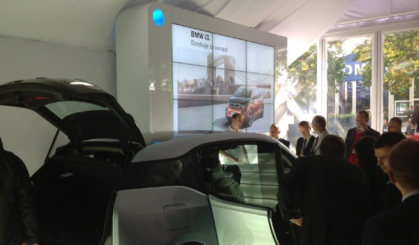 wynajem bezszwówki, techniczna obsługa imprez, budowa stoisk