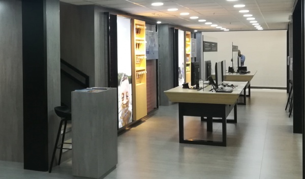 multimedia na stoiska targowe, wynajem ekranów diodowych na stoiska targowe