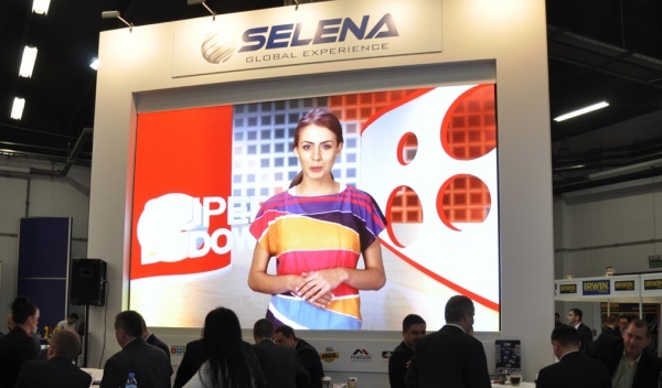 obsługa techniczna targów, wynajem ekranów diodowych