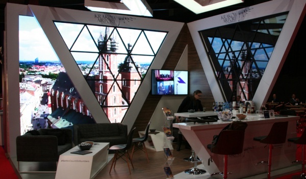 obsługa targów, ekrany diodowe pixelart,