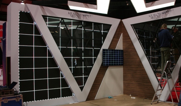 ekrany diodowe, ekrany led, wynajem, instalacja