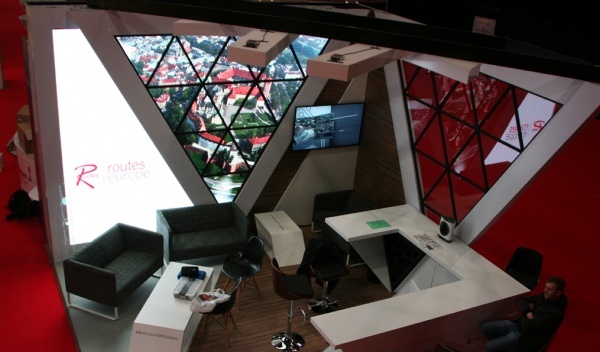 multimedia na stoiska targowe, wynajem diody