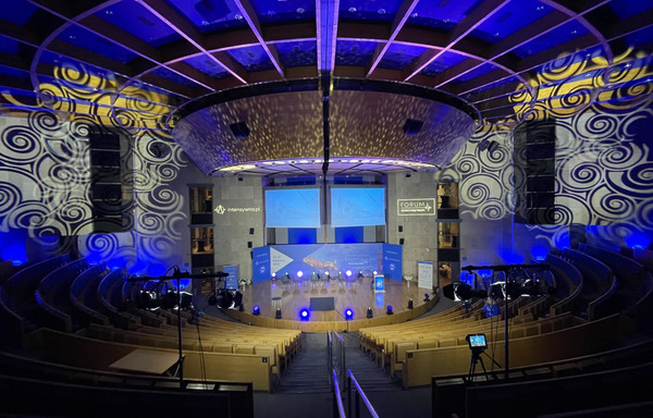 forum, konferencje, eventy, wydarzenia, obsługa techniczna