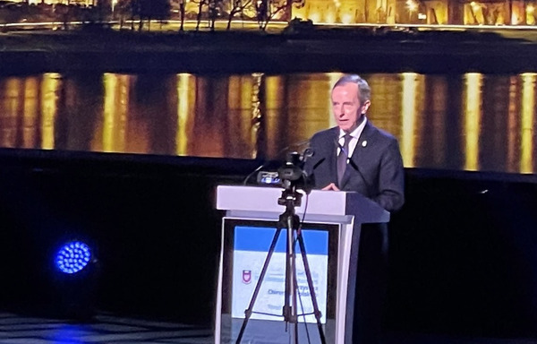 dźwięk, światło, multimedia, połączenia live, obsługa głosowania