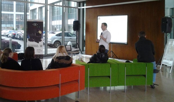 wypożyczalnia sprzętu multimedialnego, wynajem projektorów FullHD