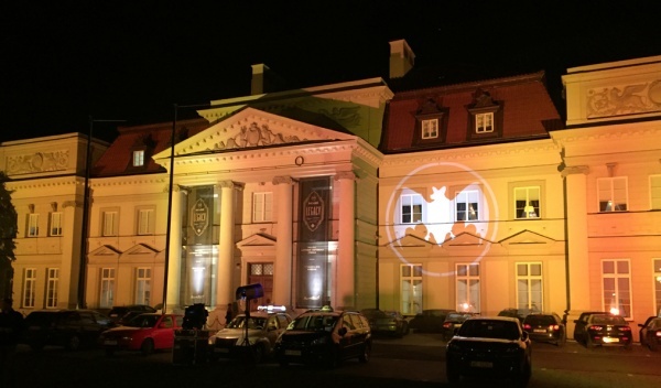 wynajem ekranów diodowych, wynajem nagłośnienia, techniczna obsługa imprez