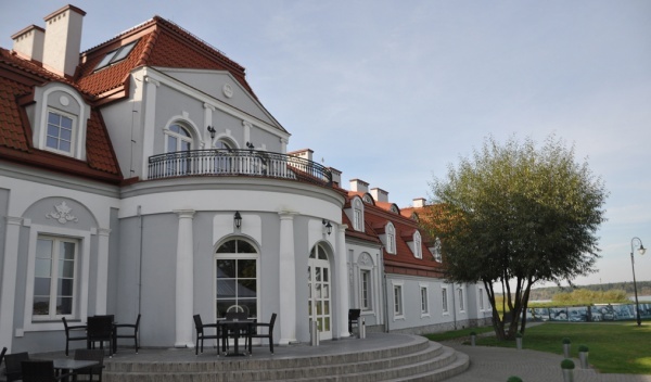 obsługa konferencji, systemy do bezprzewodowego głosowania