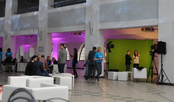 oświetlenie imprez, realizacja światła