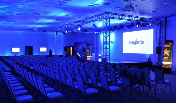 wypożyczalnia ekranów diodowych, multimedialna obsługa imprez