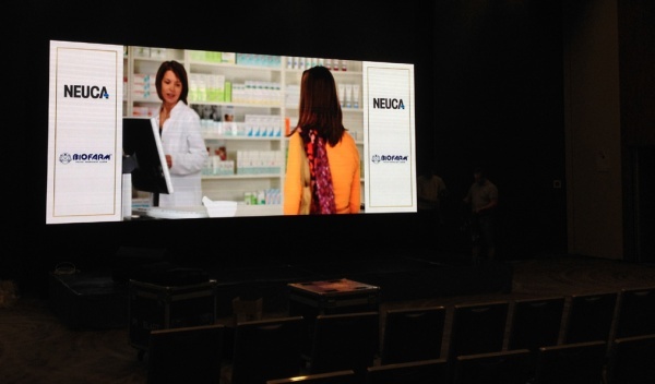 obsługa techniczna imprez, wynajem ekranów bezszwowych