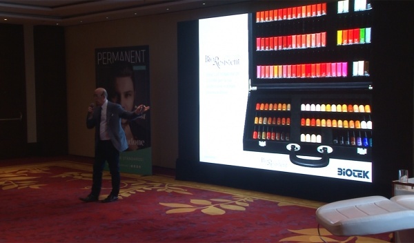 wynajem ekranów diodowych, obsługa tłumaczeń symultanicznych