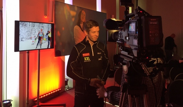 obsługa konferencji sportowych, wynajem nagłośnienia i oświetlenia