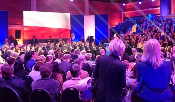 wynajem ekranów diodowych, techniczna obsługa imprez dla partii politycznych