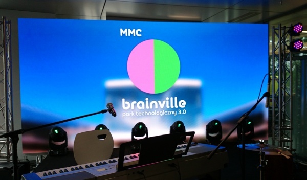 wynajem ekranów diodowych, multimedialna obsługa otwarcia obiektów