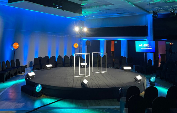 konferencja, event, światło, dźwięk, realizacja, połączenia z prelegentami