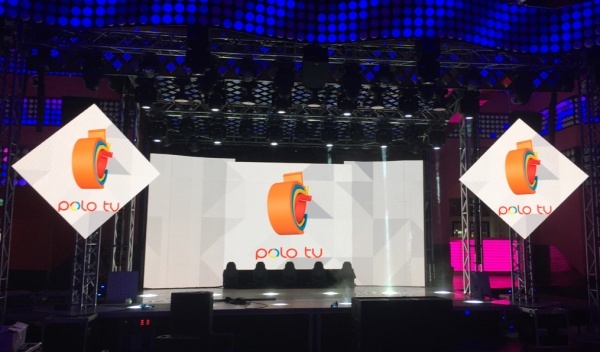 wynajem telebimów, obsługa mediaserwerów coolux