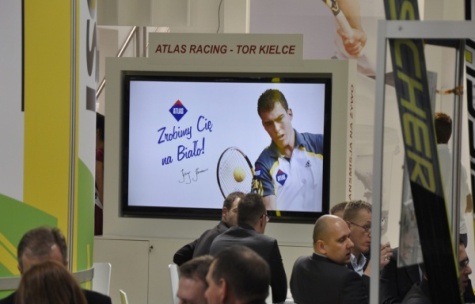 obsługa stoisk targowych, multimedia na stoiska targowe