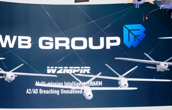 konstrukcja, światło, realizacja