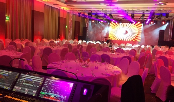 wynajem nagłośnienia, realiacja oświetlenia, sceny