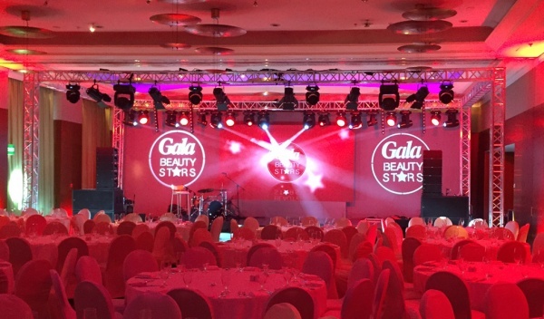 techniczna obsługa imprez, wynajem ekranów diodowych, nagłośnienie