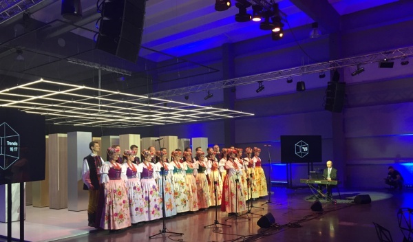 operatorzy kamer na konferencje, realizacja światła, realizacja nagłośnienia