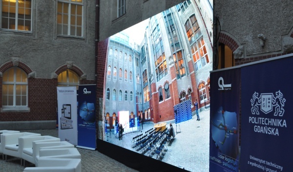 wynajem sprzętu multimedialnego, techniczna obsługa imprez